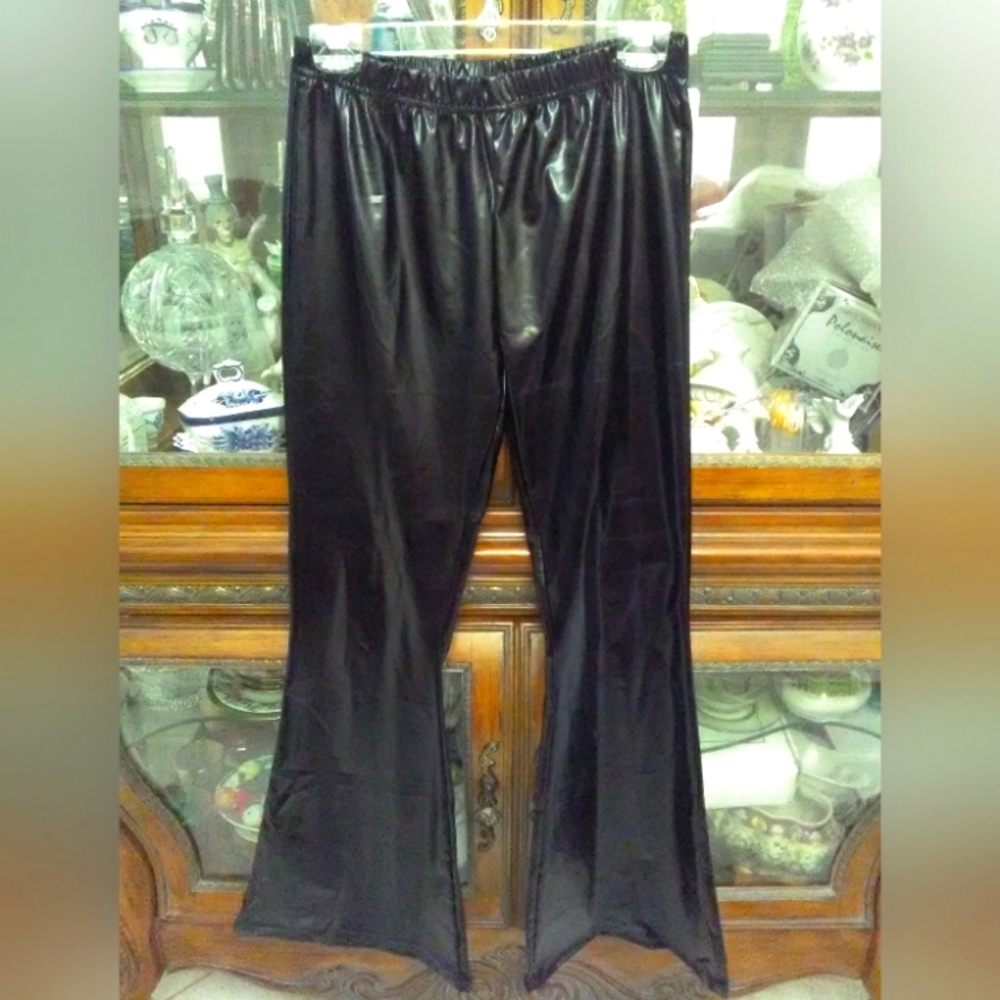 BNWT FAUX LEATHER FLARED PANTS SZ. MED BY TIA MARIA FASHIONS